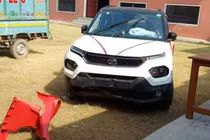 Được tặng quà cưới là siêu xe, chú rể bất ngờ gây án mạng