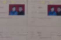 Cặp vợ chồng đi đổi biển số xe bị phát hiện họ là bố chồng con dâu 