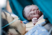 Sản phụ tử vong ở BV Việt Pháp: Viện tư chuyên môn “kèo dưới” viện công?