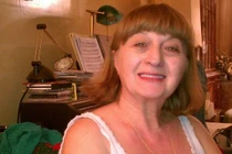 Chồng sốc nặng phát hiện vợ bị pitbull nhà nuôi “ăn thịt”