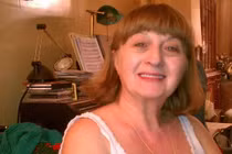 Chồng sốc nặng phát hiện vợ bị pitbull nhà nuôi “ăn thịt”