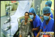 Kỳ tích y khoa Việt Nam: Ngoài phi công người Anh... còn gì nữa?