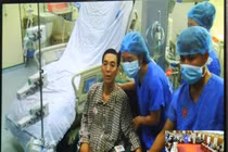 Kỳ tích y khoa Việt Nam: Ngoài phi công người Anh... còn gì nữa?