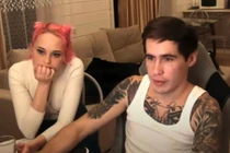 Phẫn nộ gã YouTuber bỏ mặc bạn gái mang thai chết cóng ngoài ban công