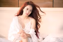 Bí quyết giảm cân giúp Khánh Thi lấy lại thân hình thon thả 47kg