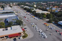 Thị trấn giàu có của Mỹ, người dân lái máy bay đi ăn sáng