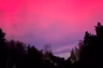 Bầu trời đỏ kỳ lạ xuất hiện ở Ukraine