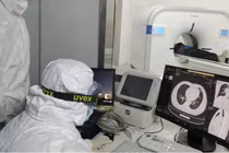 Virus gây COVID-19 còn tồn tại sâu trong phổi người khỏi bệnh