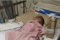 Bé 1 tuổi tử vong khi ăn thạch: Lời cảnh tỉnh cho các bậc cha mẹ