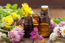 10 Cách hạ sốt không dùng thuốc cho trẻ hiệu quả