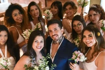 Người đàn ông 8 vợ xây biệt thự giống ông trùm Playboy