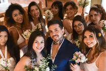 Người đàn ông 8 vợ xây biệt thự giống ông trùm Playboy