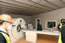 Bên trong bệnh viện dã chiến của Trung Quốc chống đại dịch virus corona