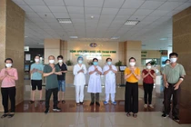 8 bệnh nhân COVID-19 khỏi bệnh, gồm bác sĩ BV Nhiệt đới Trung ương
