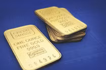 Giá vàng hôm nay (9-5): Giá vàng thế giới giảm, trong nước đứng yên