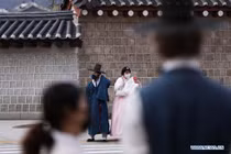 Việt Nam cách ly 92 ca nghi nhiễm COVID-19, người nhiễm ở Hàn Quốc tăng kỷ lục