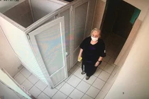 Nga: Phụ huynh phản đối trường học lắp camera trong nhà vệ sinh