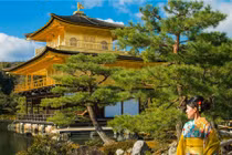 Ngôi chùa Nhật Bản được dát bằng vàng thật gây choáng ngợp