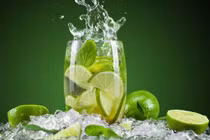 Ly nước "thần kỳ" giúp chị em dời ngày “đèn đỏ” một cách an toàn 