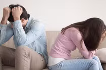 Cặp vợ chồng Trung Quốc lừa nhau vào trại tâm thần