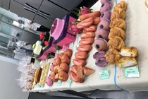 Khám phá loại bánh mì làm từ thanh long để giải cứu nông dân Việt