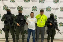 Goá phụ quyến rũ kẻ giết chồng để giao nộp cho cảnh sát