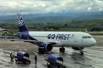 Máy bay cất cánh bỏ quên 55 hành khách giữa sân bay