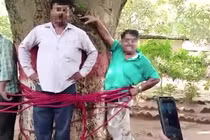 Bị điểm kém, học sinh vây đánh... thầy giáo dậy Toán