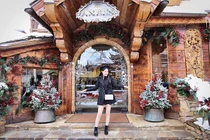 'Rich kid' Việt làm đạo diễn ở Mỹ, có cuộc sống ngập trong hàng hiệu