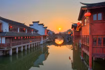 10 cổ trấn Trung Quốc đẹp như phim phải đi thu này