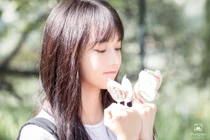 Nụ cười tỏa nắng vạn người mê của nàng diễn viên Hảo Mỳ Tôm