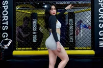 Hot girl phòng gym Sài thành khoe khéo vóc dáng nuột nà