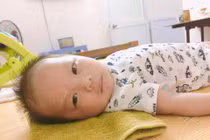 Cậu bé 2 tháng tuổi có khuôn mặt “giải trí” 7749 bức ảnh một sắc thái
