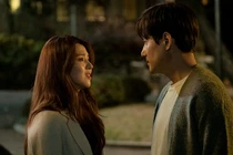 Con gái 17 tuổi khuyên mẹ ly hôn, đến với người yêu cũ