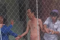 'Yêu' trẻ 12 lần, người đàn ông lãnh 4 năm tù