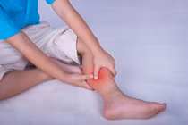 5 triệu chứng xuất hiện ở tay chân, khám huyết khối ngay còn kịp