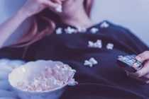 Xem TV ít hơn 1 tiếng mỗi ngày, cơ thể thay đổi kinh ngạc