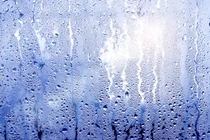 Vì sao trời nồm khiến sàn nhà, đồ vật ẩm ướt?