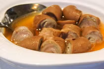 Mê ăn lòng già, nữ sinh nôn mửa dữ dội vì...quá hôi thối