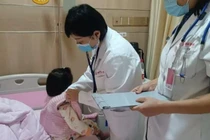 Bé 2 tuổi ho nửa năm không dứt, nguyên nhân không ngờ