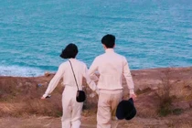 Ly hôn, chồng cũ lấy luôn cô hàng xóm khiến tôi uất ức