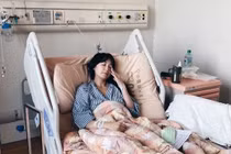 Lời cảnh tỉnh của y tá hot girl 30 tuổi mắc ung thư phổi