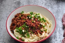 Món trong tủ lạnh là “đồng bọn” ung thư máu, nên vứt ngay