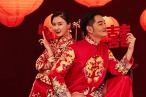 Kinh ngạc nơi phụ nữ dưới 25 tuổi kết hôn sẽ được thưởng tiền