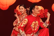 Kinh ngạc nơi phụ nữ dưới 25 tuổi kết hôn sẽ được thưởng tiền