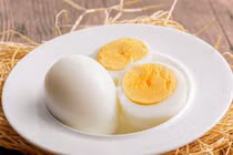 Ăn 3 quả trứng gà mỗi ngày, người đàn ông suýt "chầu Diêm Vương"