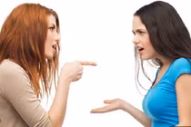 Chồng làm điều này với em gái, vợ muốn phát điên