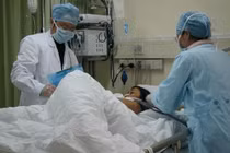 Cô gái 30 tuổi ung thư, bác sĩ mắng: Không vứt 3 thứ, cả nhà bệnh 