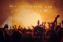 Tham gia bữa tiệc ân ái thác loạn, chàng trai bỏ mạng bí ẩn 