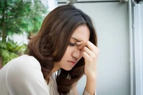 Trời lạnh mà đổ mồ hôi, coi chừng bệnh nguy hiểm này 